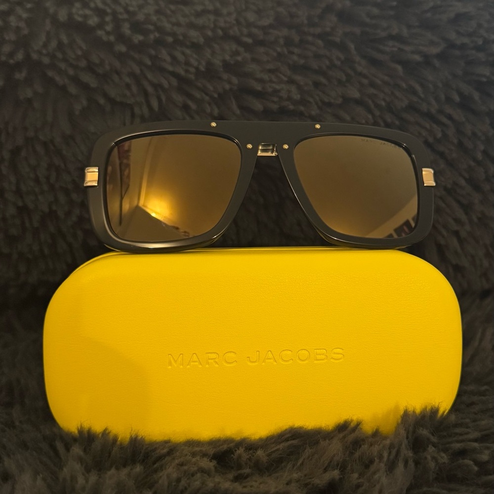 Marc Jacobs Black Sunglasses with Vibrant Yellow Case